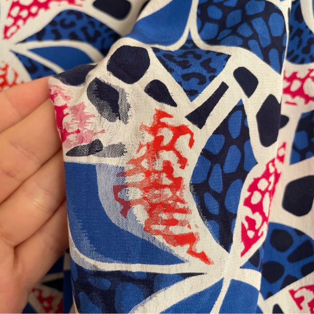 Diane Von Furstenberg Silk Vibrant Blue and‎ Red Button Down Shirt Long Sleeve - Picture 5 of 5